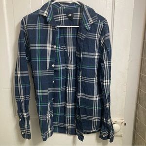 Mens H&M plaid button down shirt size medium
